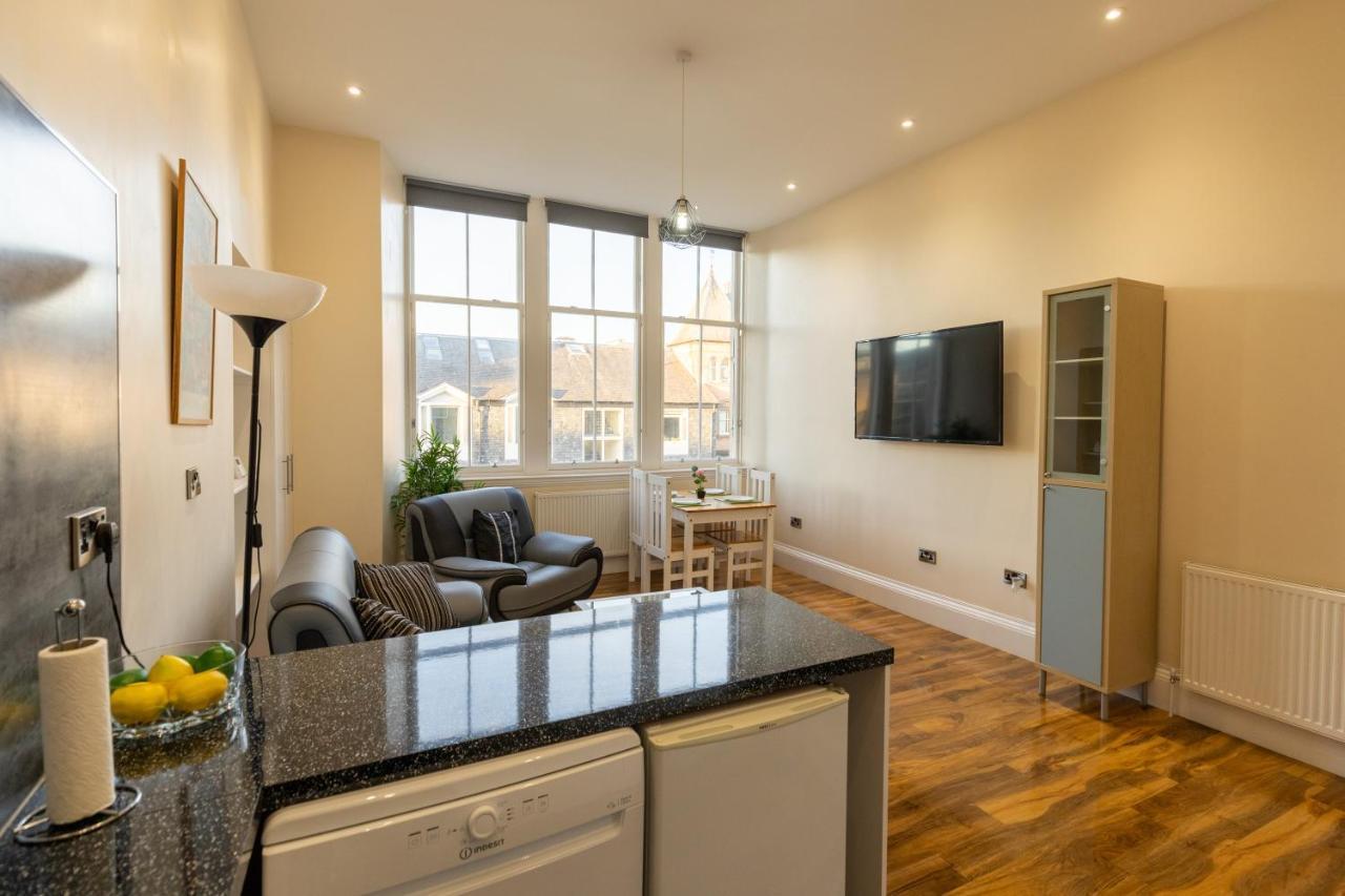New 2 Bed Apartment With Stunning Views Of Arthur Seat Mountain Edinburgh Ngoại thất bức ảnh