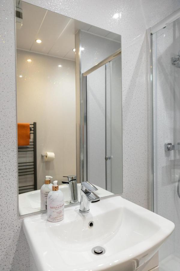 New 2 Bed Apartment With Stunning Views Of Arthur Seat Mountain Edinburgh Ngoại thất bức ảnh